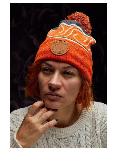 Шапка Pompom hat Carrot Hook VEDUTA